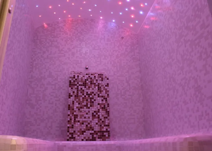 Donatella Pinarella تّشيرفييا