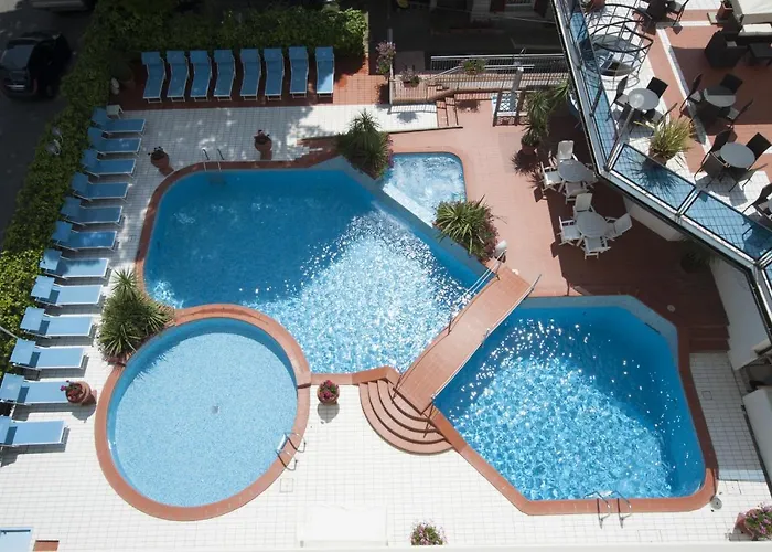 Donatella Pinarella 3* تّشيرفييا