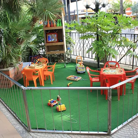 Donatella Pinarella Τσέρβια