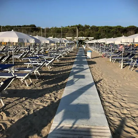 Ξενοδοχείο Donatella Pinarella