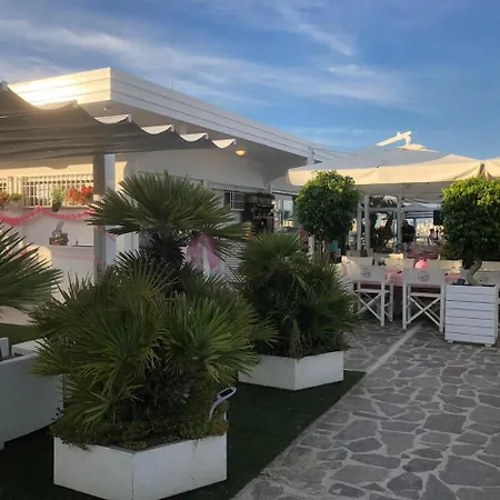 Donatella Pinarella Hotel