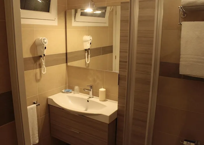 Donatella Pinarella チェルヴィア